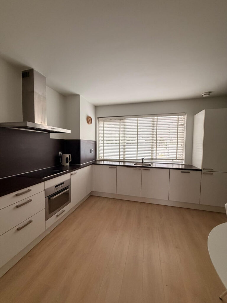 Gewrapte keuken in Lelystad 16 before 1